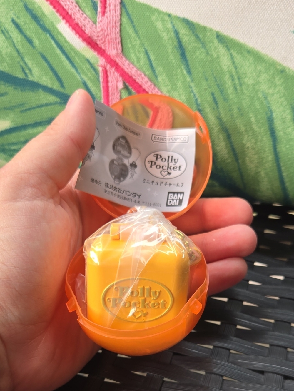 NWT Polly Pocket Miniature Keychain Capsule Bandai Gashapon Orange Compact Vol 2